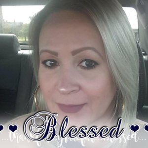 Meet your Posher, Dennise